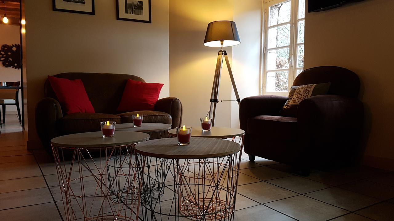 Отель Le Manoir Du Rodoir Ла-Рош-Бернар Экстерьер фото