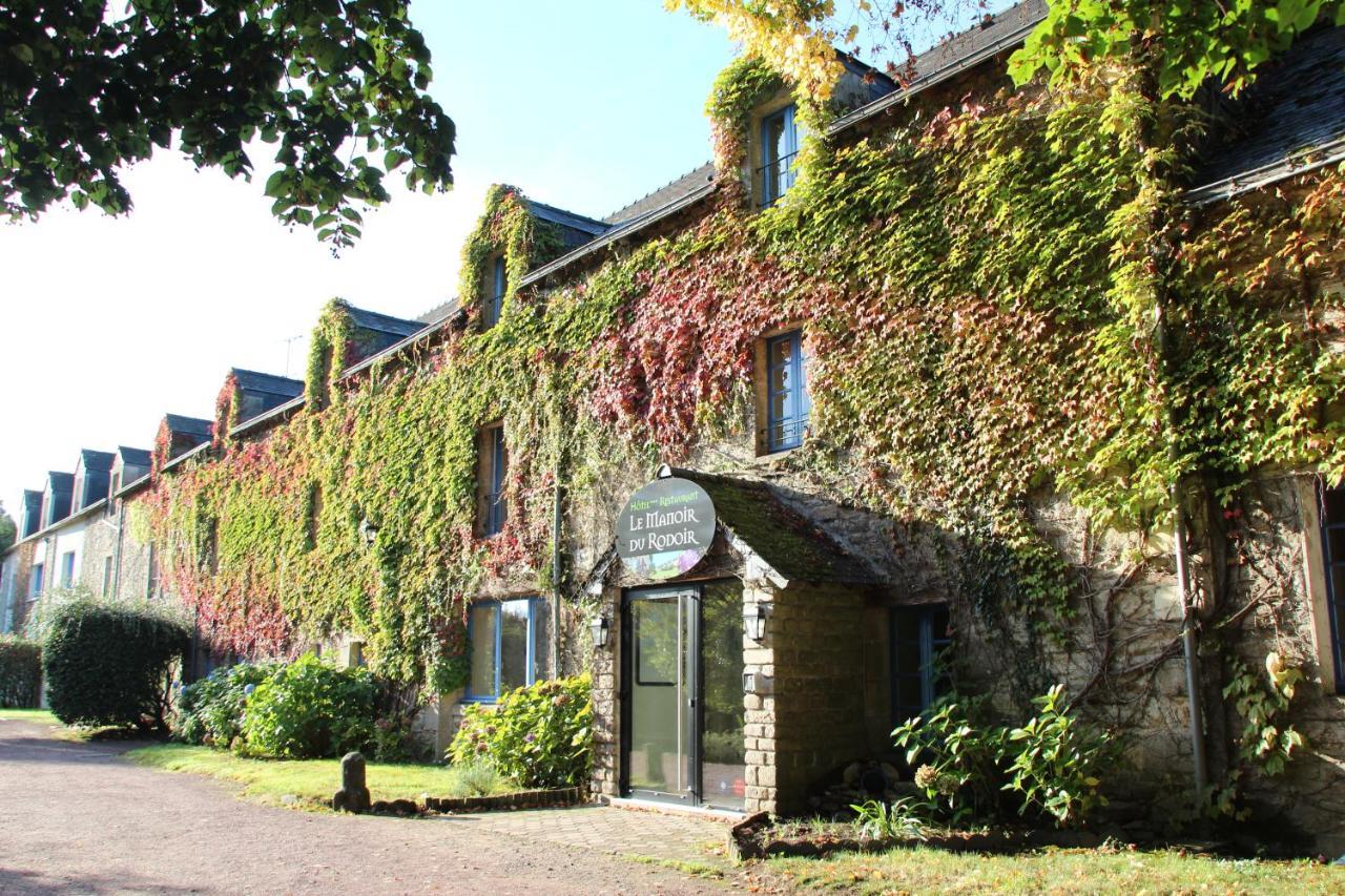 Отель Le Manoir Du Rodoir Ла-Рош-Бернар Экстерьер фото
